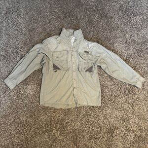 Magellan Sportswear Men’s XL Beige Khaki Ventilated Button-Up Fishing Shirt